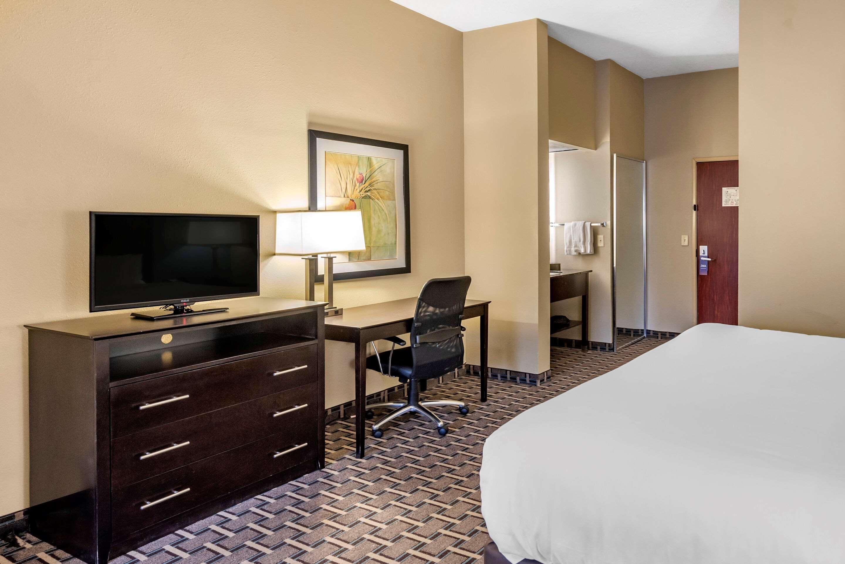 Comfort Suites Clovis Εξωτερικό φωτογραφία