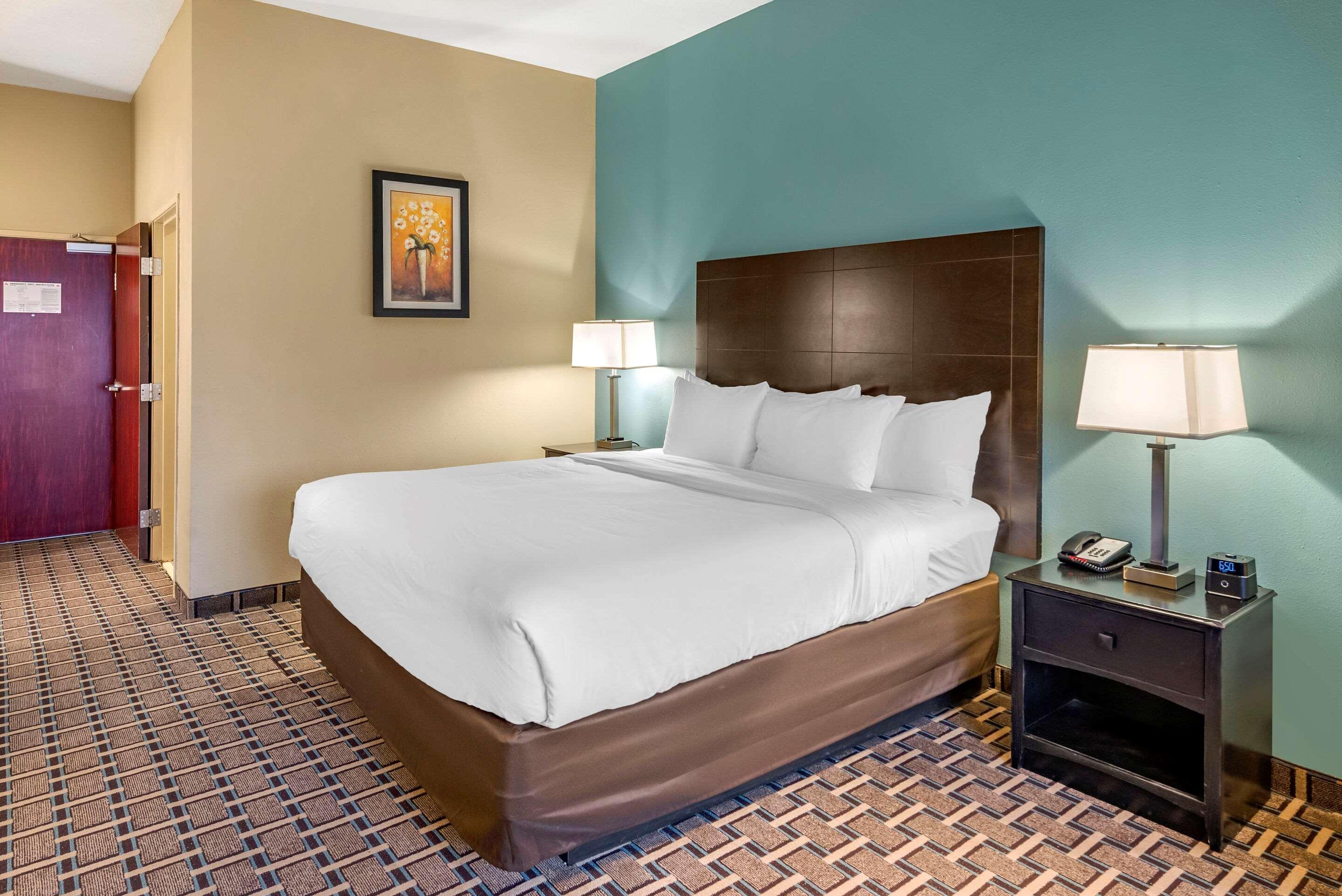Comfort Suites Clovis Εξωτερικό φωτογραφία